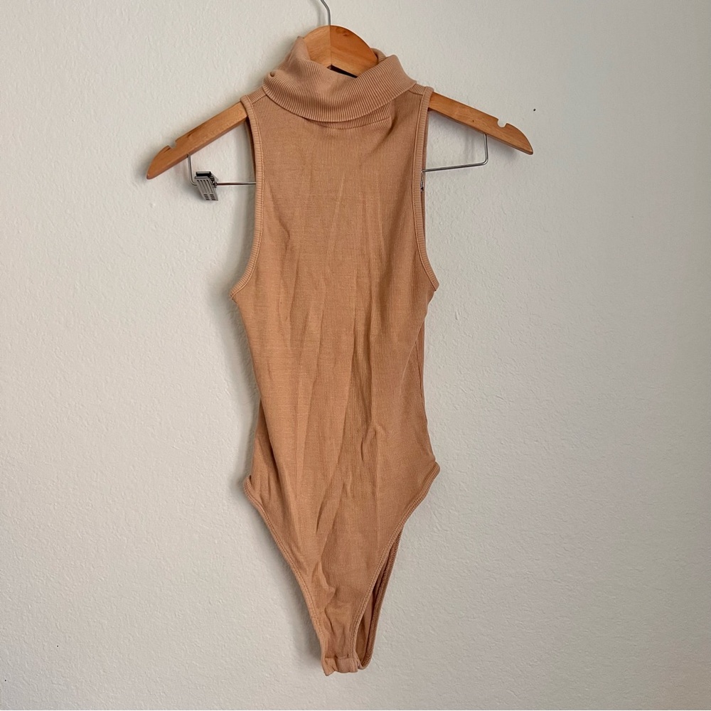 Zara Tan Ribbed Turtleneck Tank Bodysuit Sz M